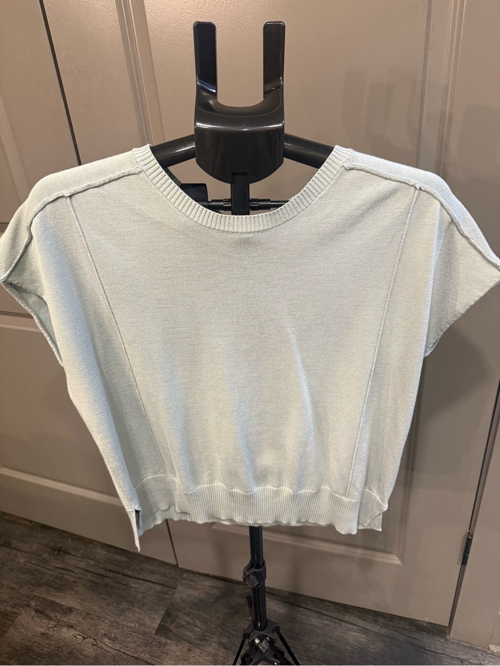 Adrianna Papell Mint Green Short Sleeve Cropped Knit Top